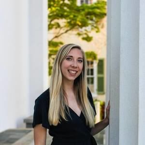 Meet your Posher, Lisee